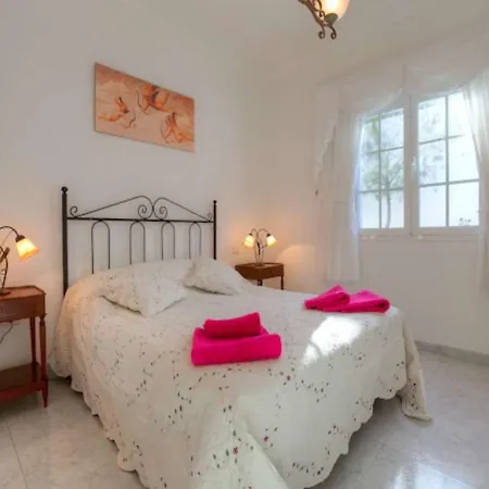Puerto Del Carmen Sleeps 10 Pool Wifi